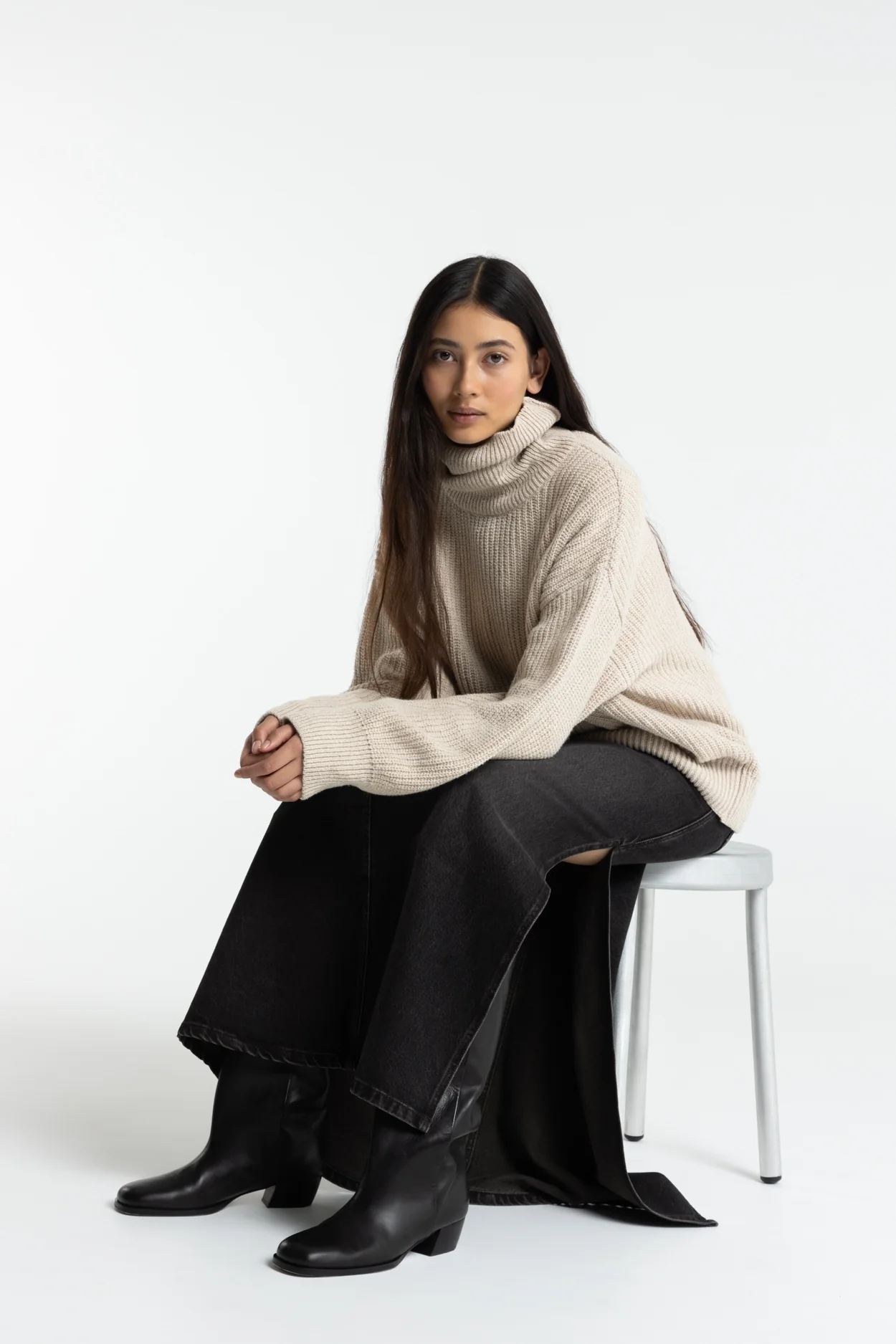 AMIRAH | VILMA BROWN BLACK WORN - Image 11