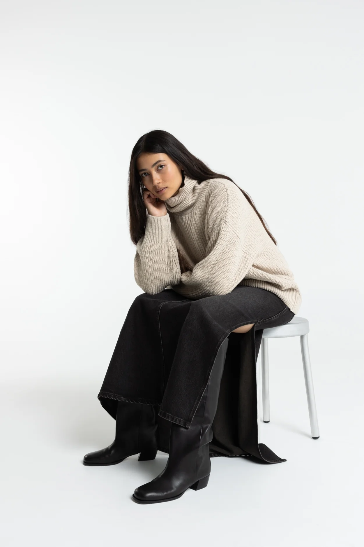 AMIRAH | VILMA BROWN BLACK WORN - Image 9