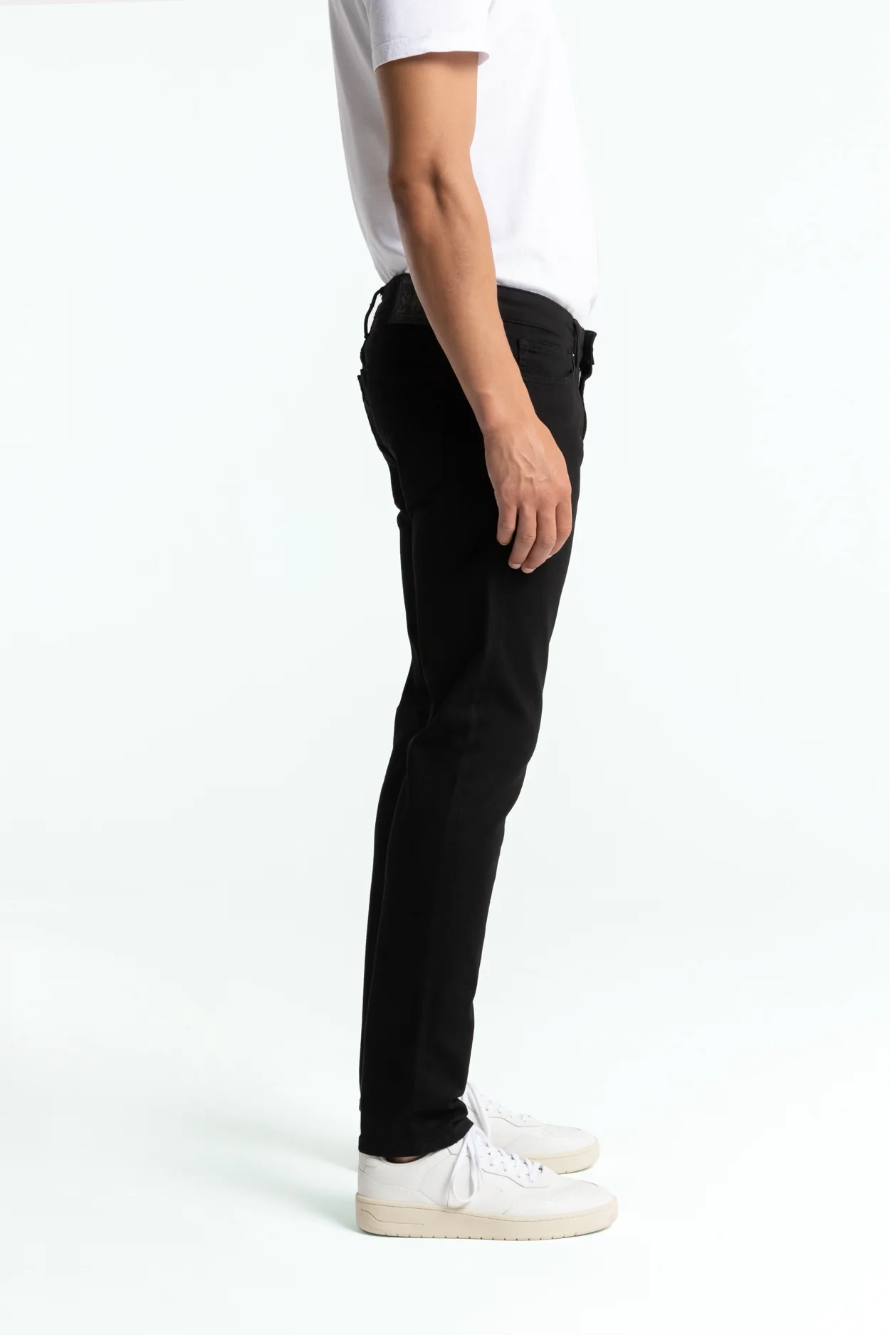 CHARLES | STAY BLACK RINSE - Image 3