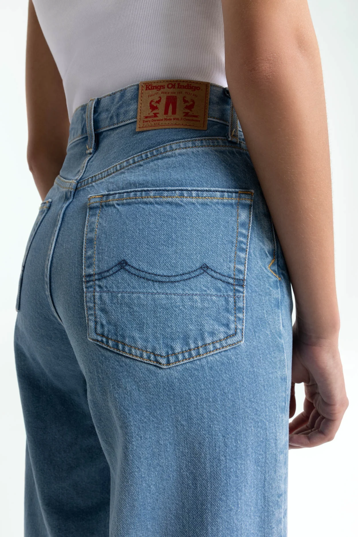 ELISABETH CROPPED | CLEAN HOLO MID VINTAGE - Image 5