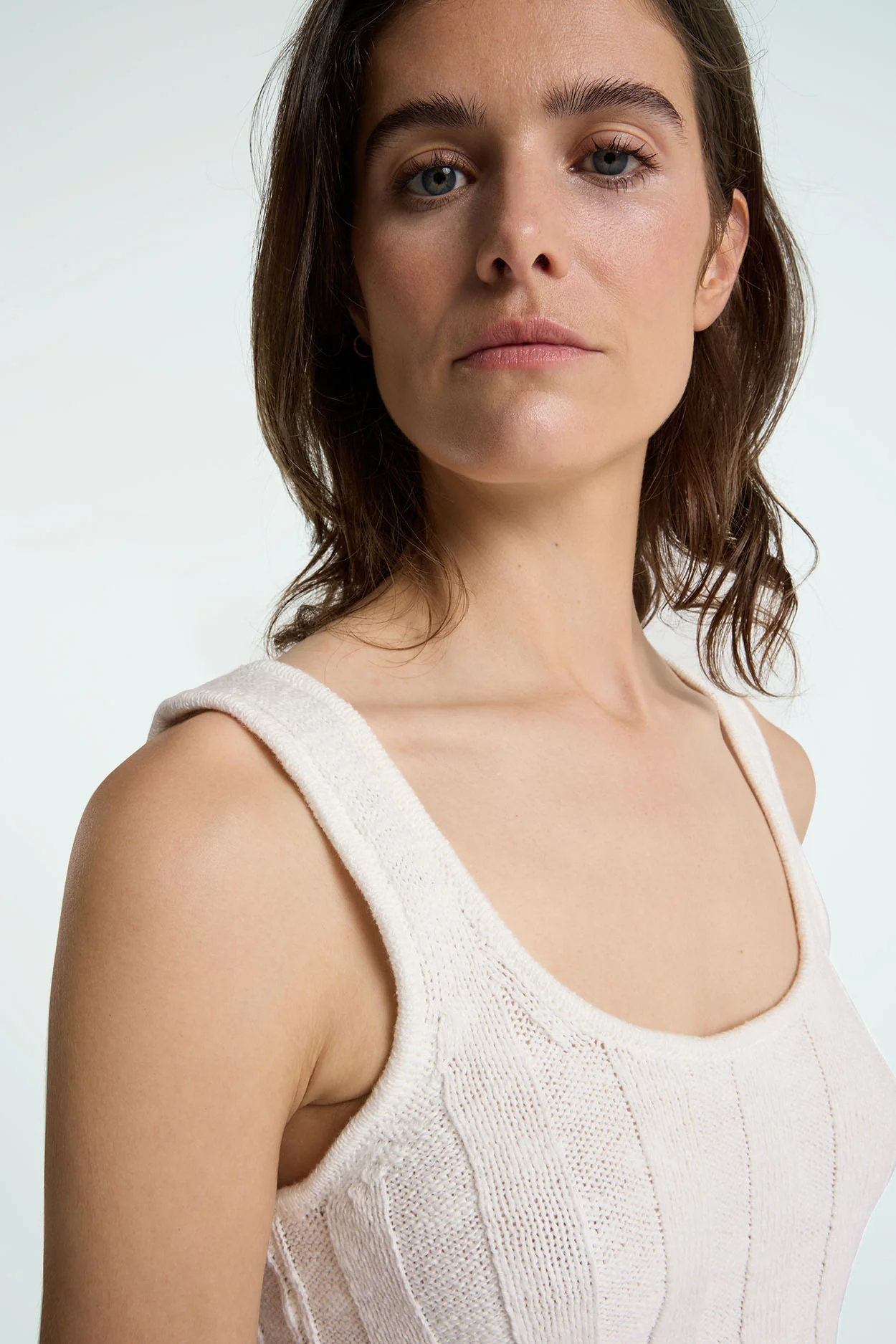 HINAN | WHITE - Image 2