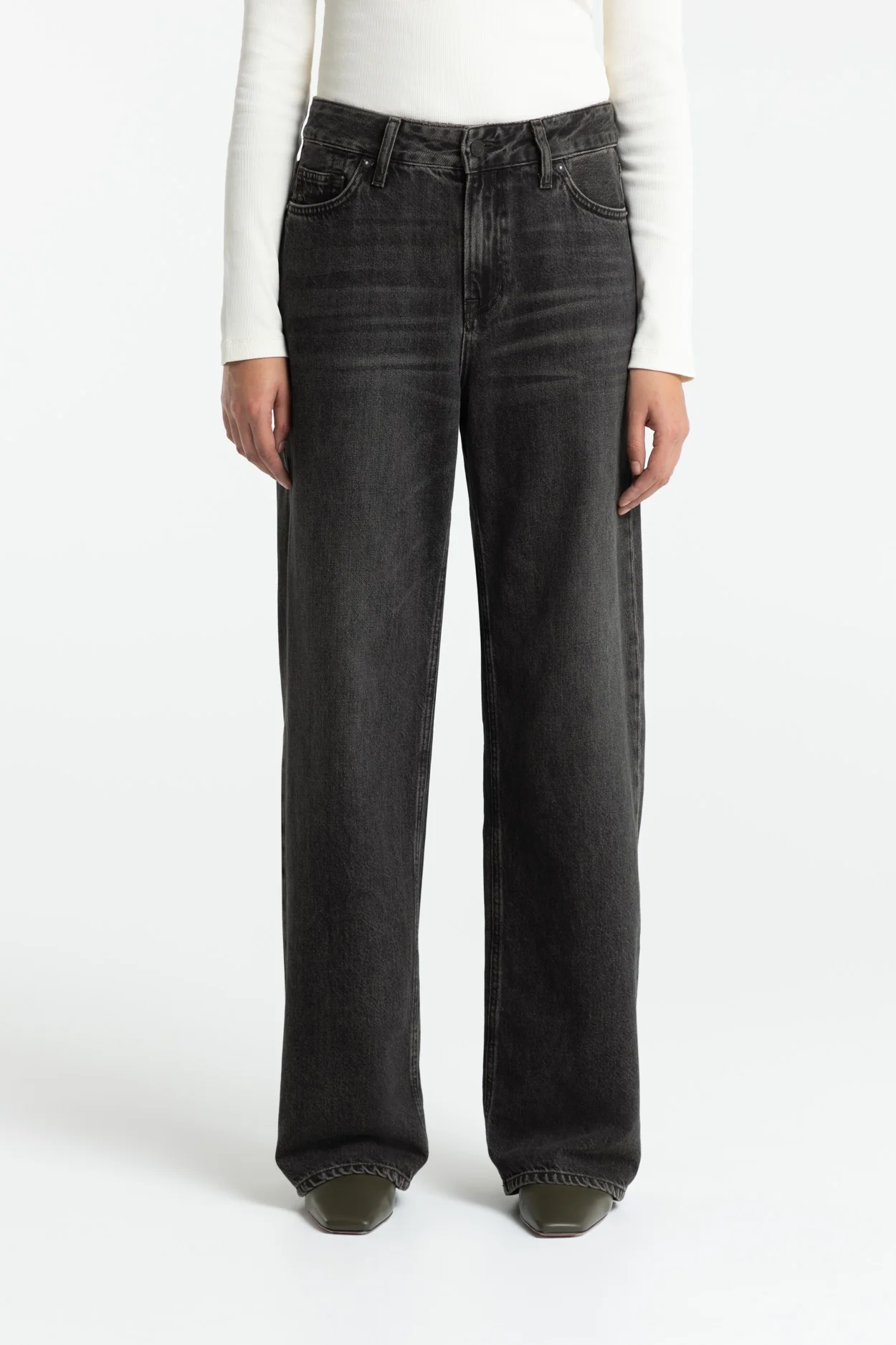 JOAN | VILMA BROWN BLACK WORN - Image 3
