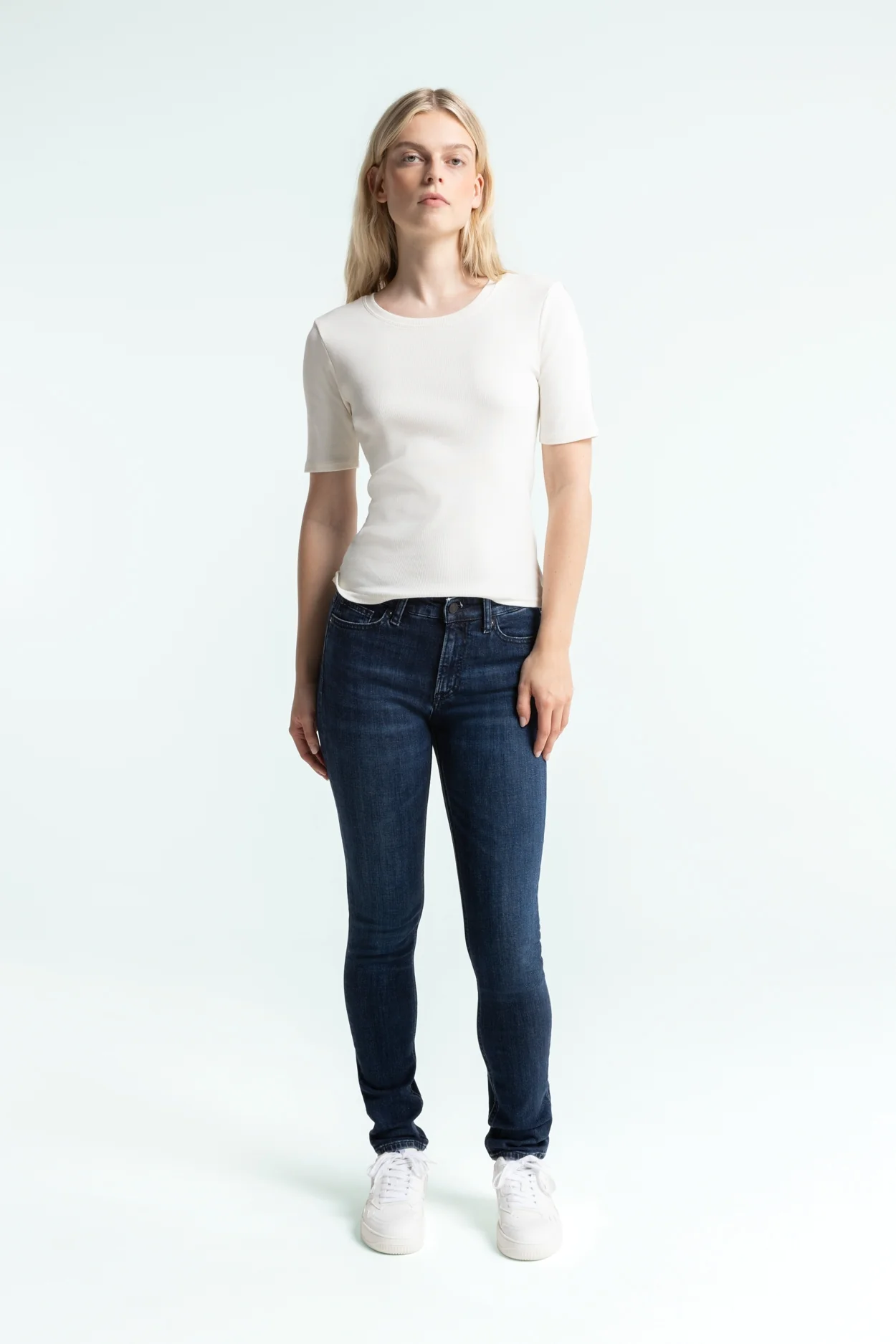 JUNO MEDIUM | CLEAN MEDIUM USED - Image 3
