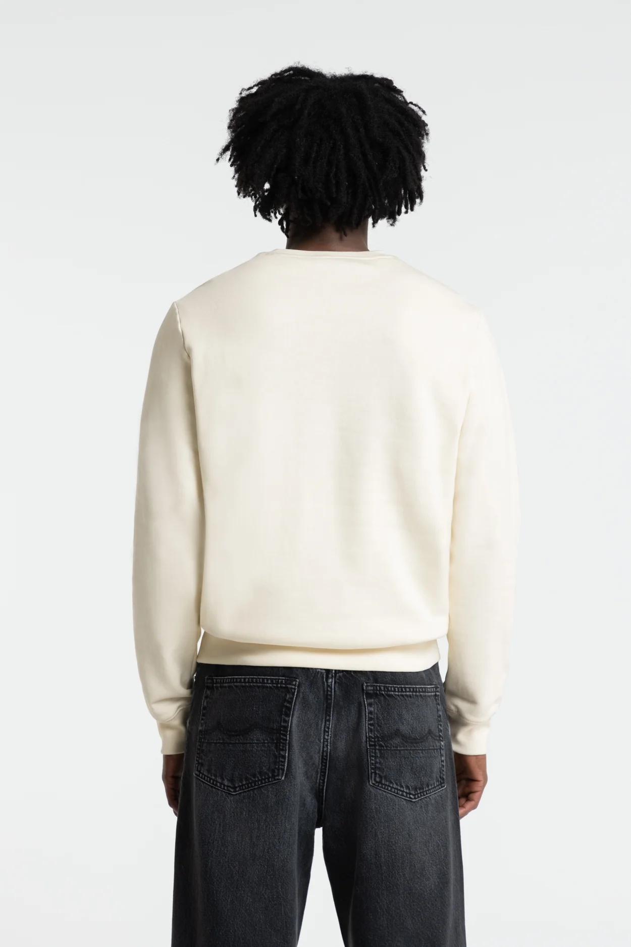 STEPHEN | CLOUD DANCER - Image 4