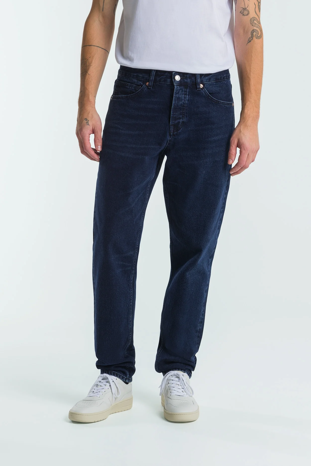 SUSHAN | HOLO BLUE BLACK WORN - Image 3