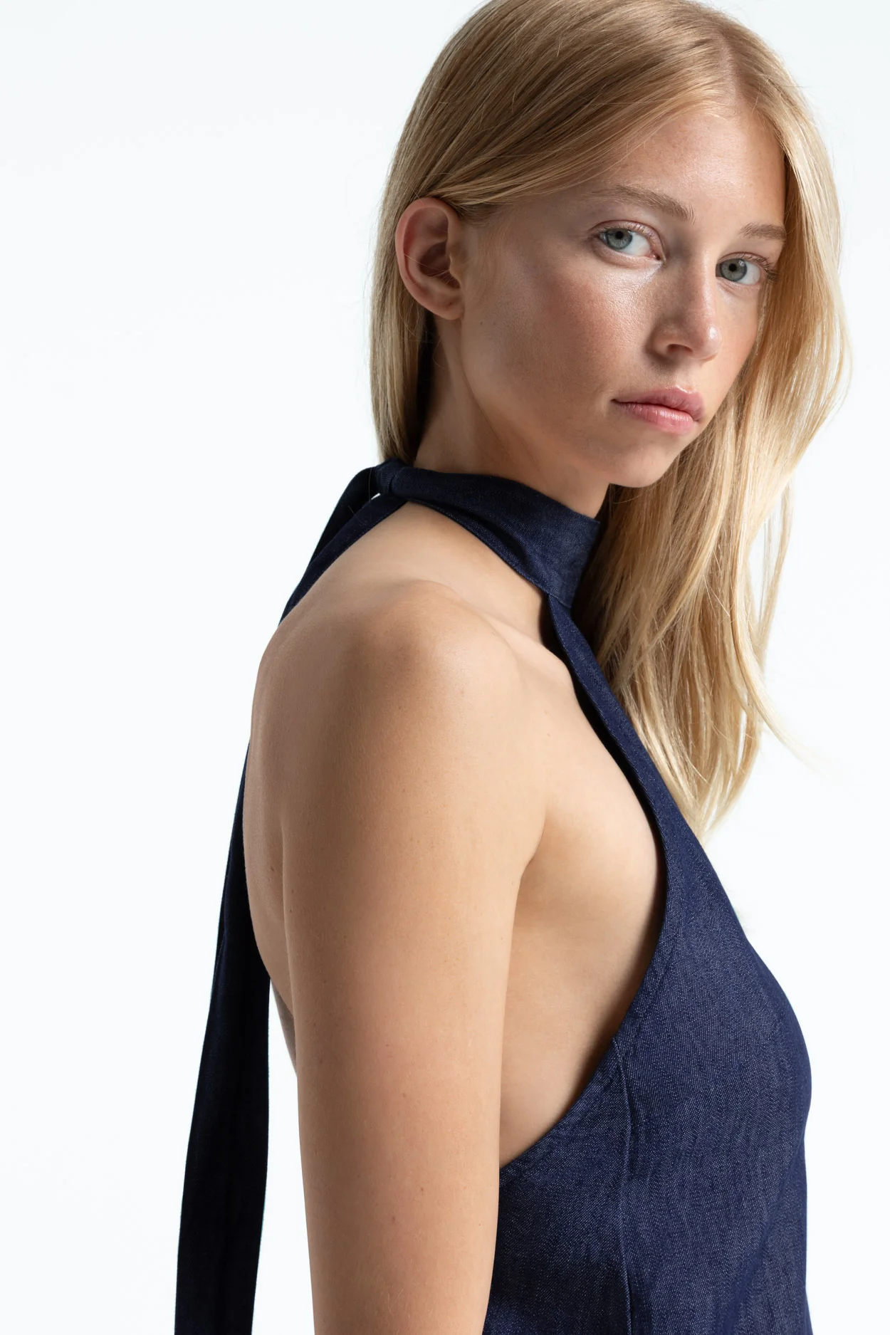 THEMA | SCARLETT RINSE - Image 4